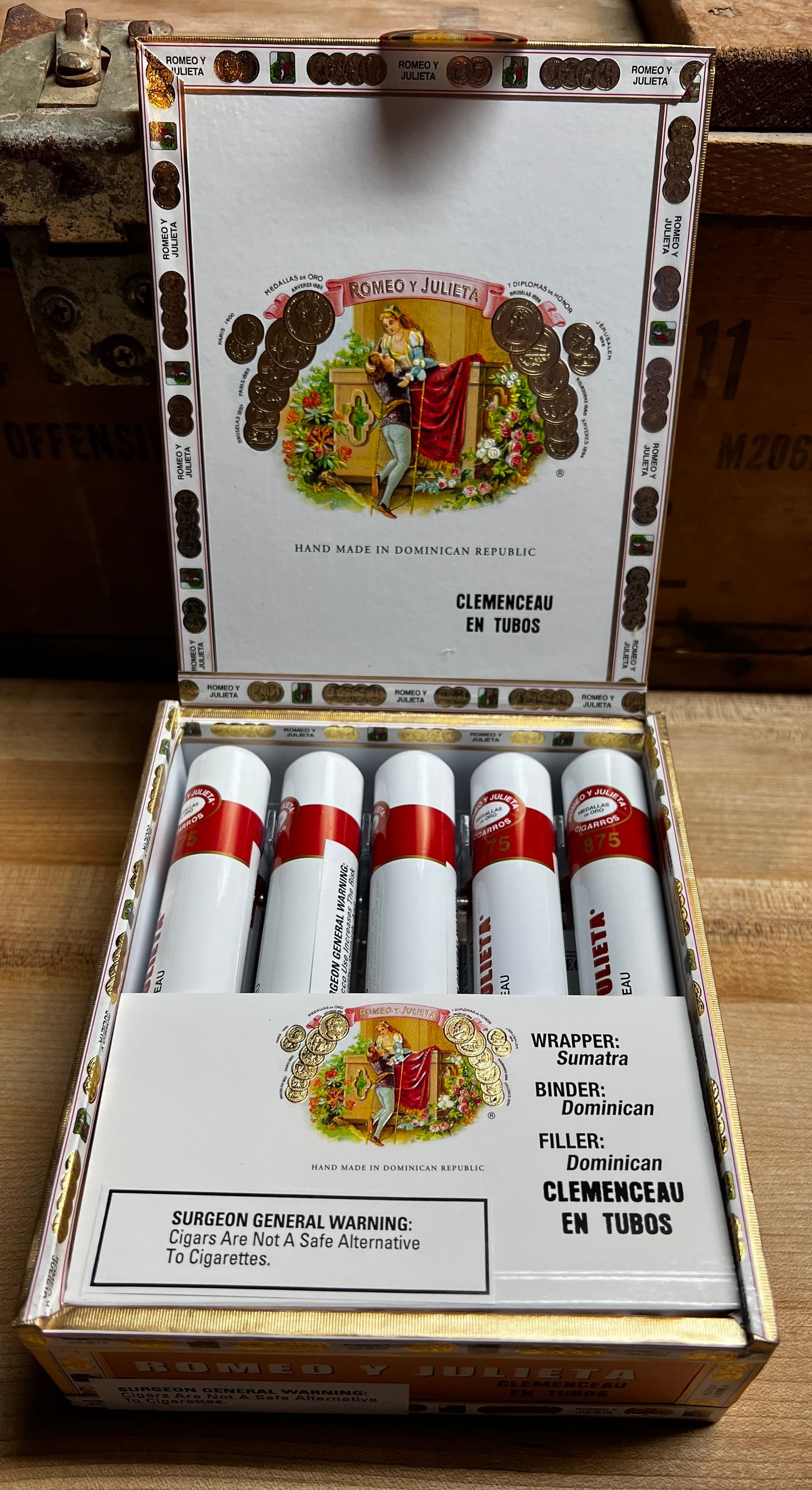 Romeo y Julieta Clemenceau En Tubo